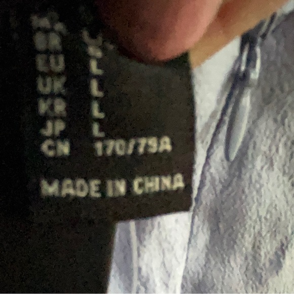 SENT AS FREE GIFT! Forever 21 Back Halter Jumpsuit NEW Size Large - Picture 2 of 2